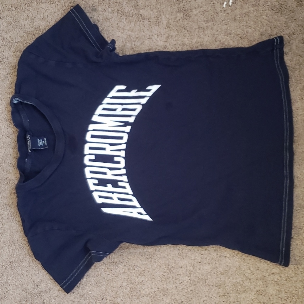 Cute Abercrombie t shirt